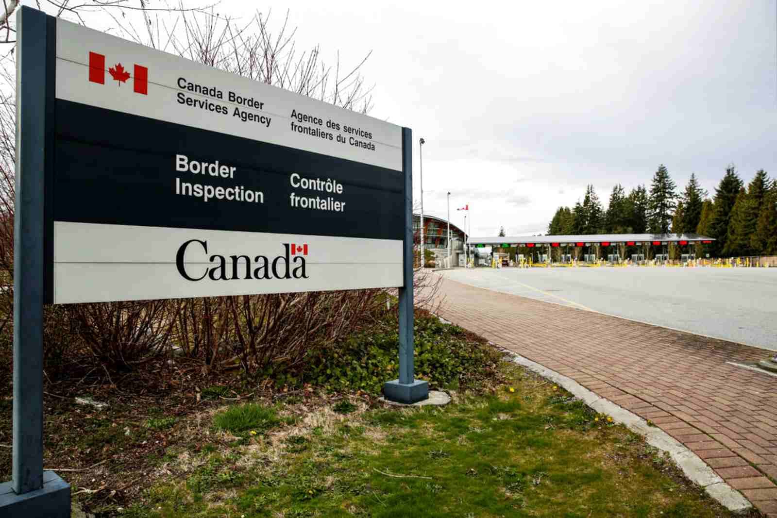 Canada Extends Ebola Border Measures as Outbreak Concerns Continue