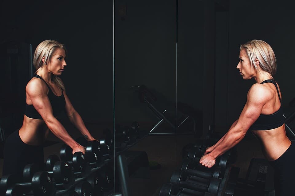 Two Hours a Week to Live Longer: Harvard's 30-Year Study Finds the Exact Strength-Training Dose